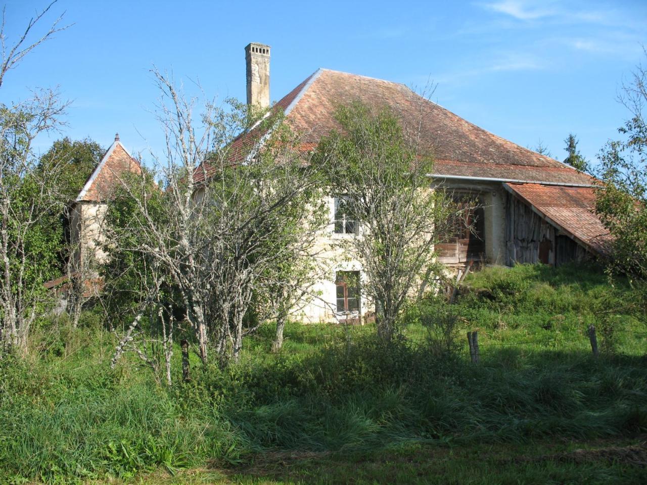 Le Relais Des Deux Tours Bed & Breakfast Brémondans Exterior photo